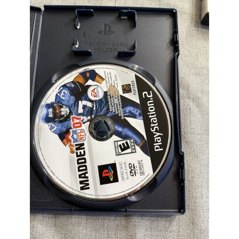 Madden NFL 07‎ (Sony PlayStation 2, 2006) Untested Estate w/pamphlet. Rated E